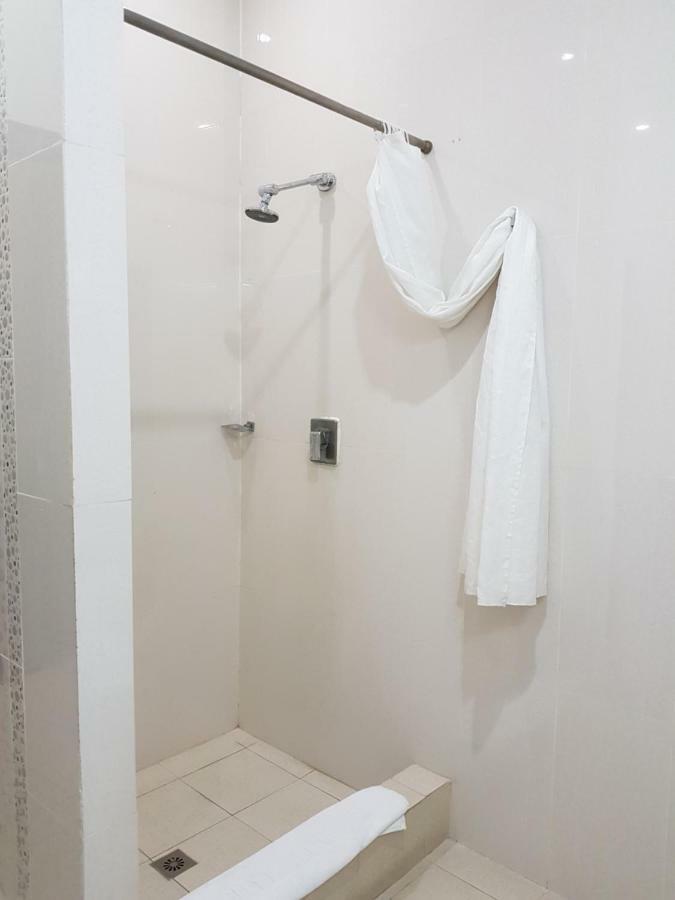 Lae City Hotel Экстерьер фото