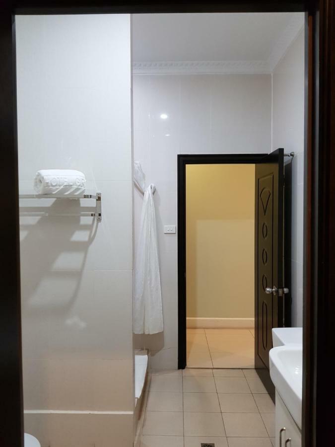 Lae City Hotel Экстерьер фото